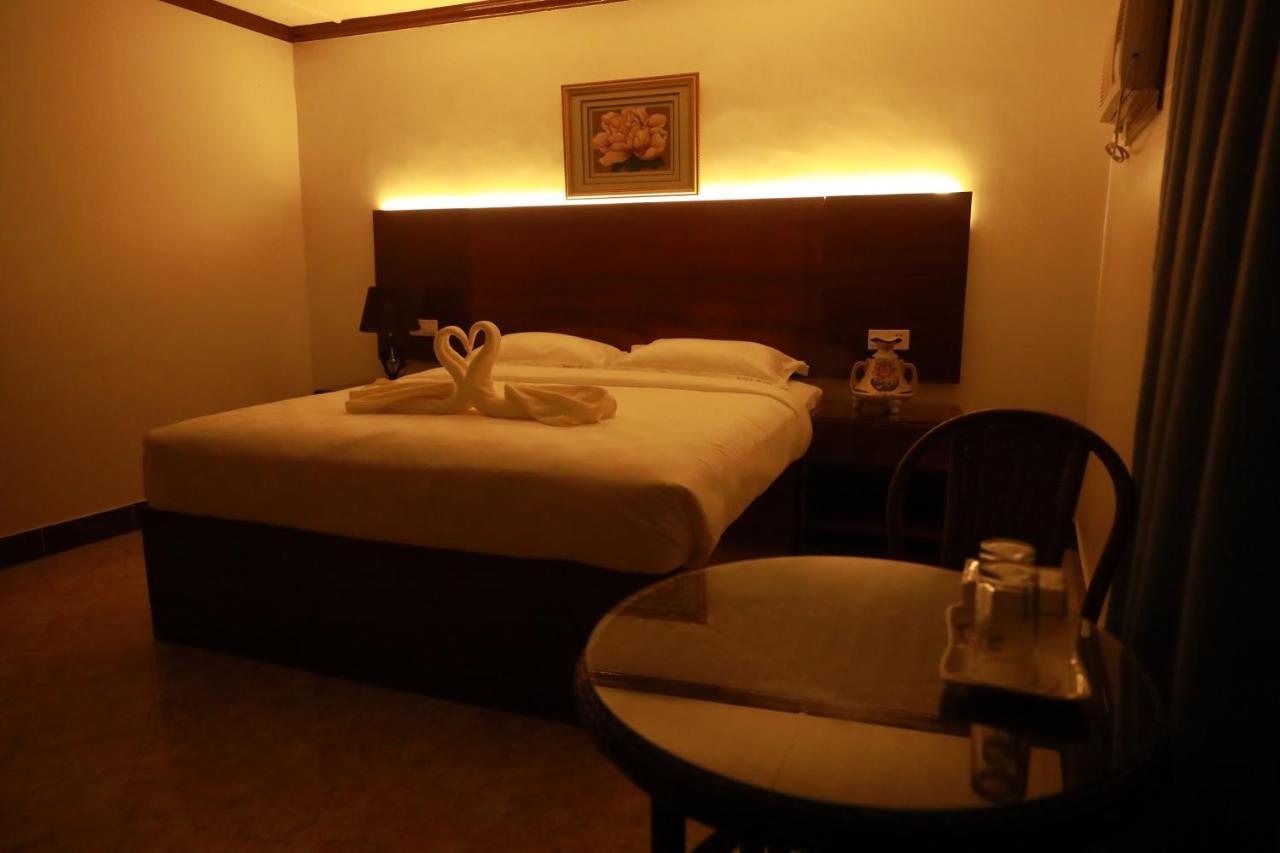 Bohol Plaza Mountain Resort And Restaurant Dauis Eksteriør billede