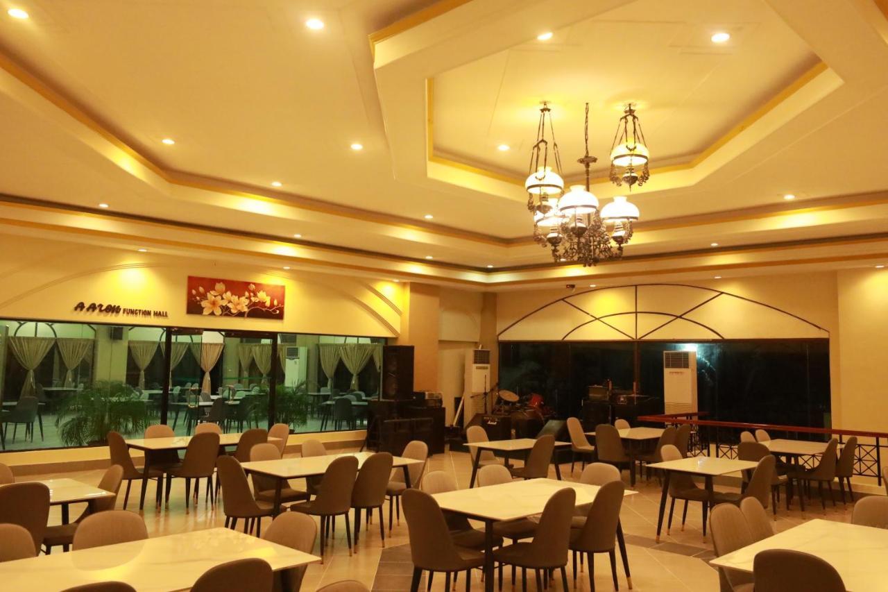 Bohol Plaza Mountain Resort And Restaurant Dauis Eksteriør billede