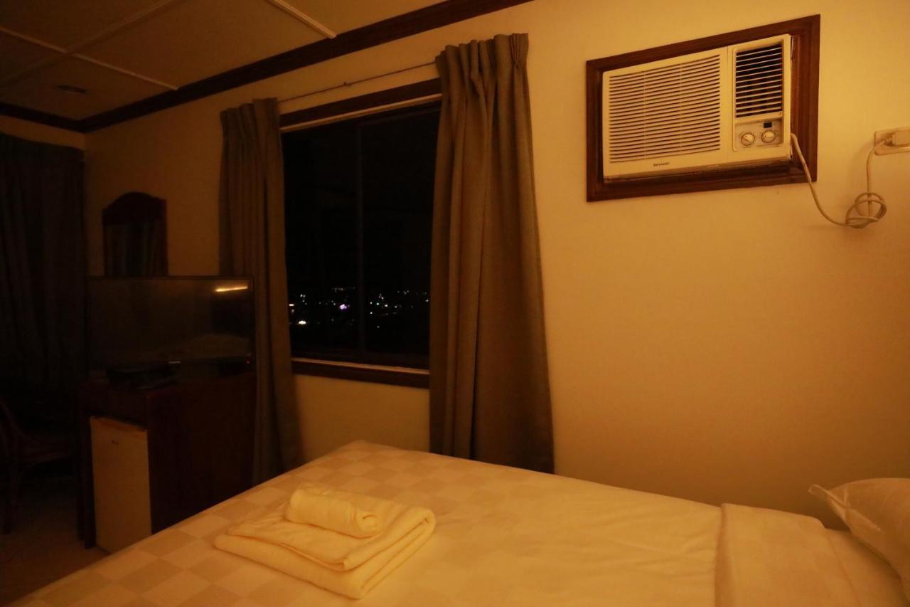 Bohol Plaza Mountain Resort And Restaurant Dauis Eksteriør billede