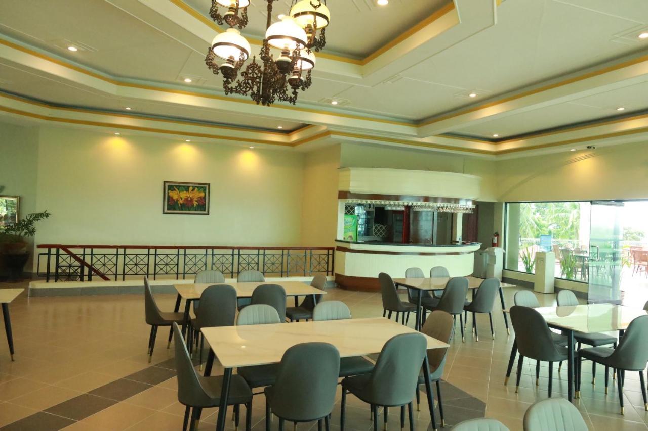 Bohol Plaza Mountain Resort And Restaurant Dauis Eksteriør billede